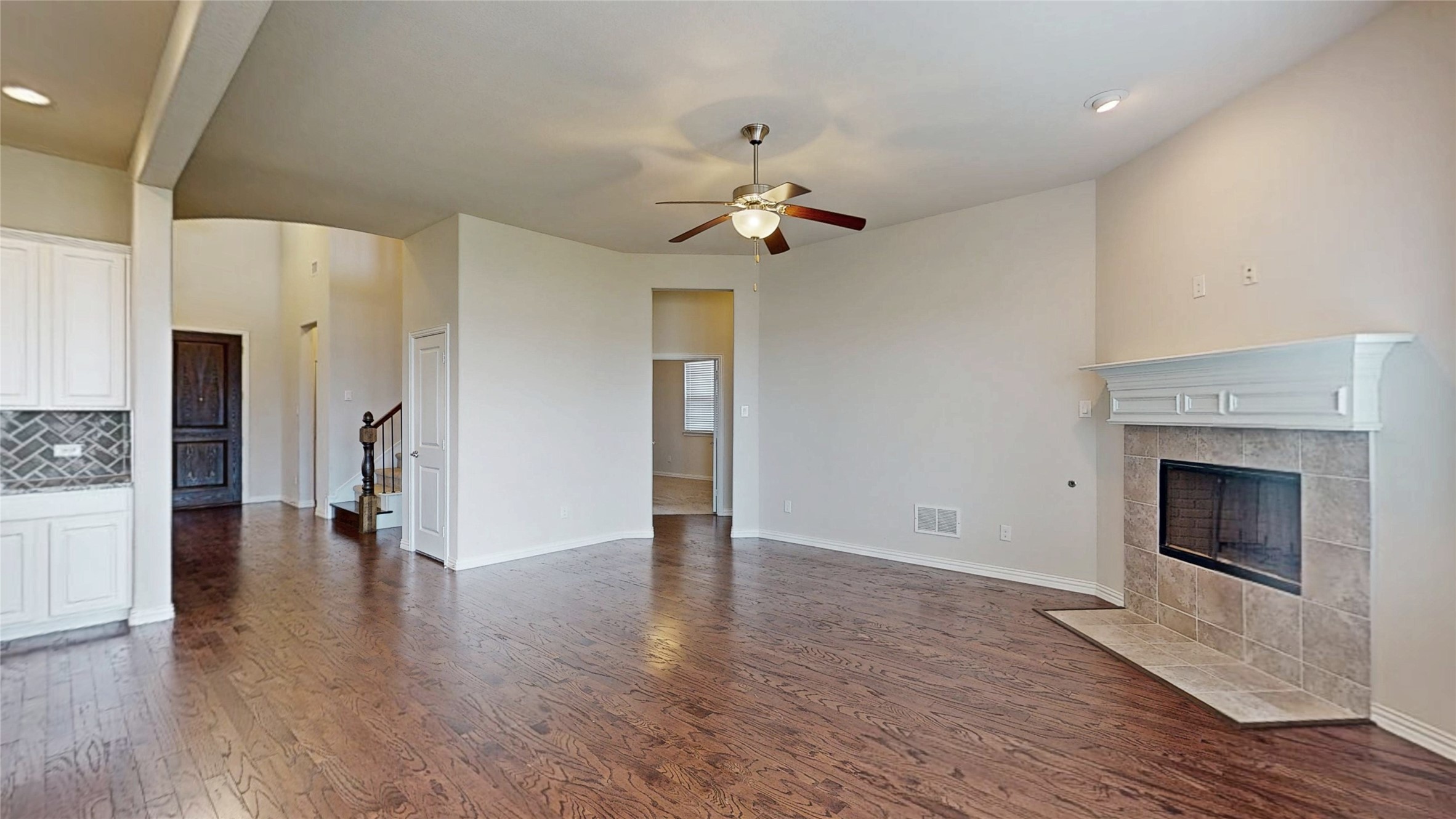 1921 Lake Front Trail Garland TX 75043