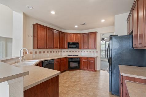 5029 Coral Cove Denton TX 76210