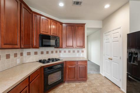 5029 Coral Cove Denton TX 76210