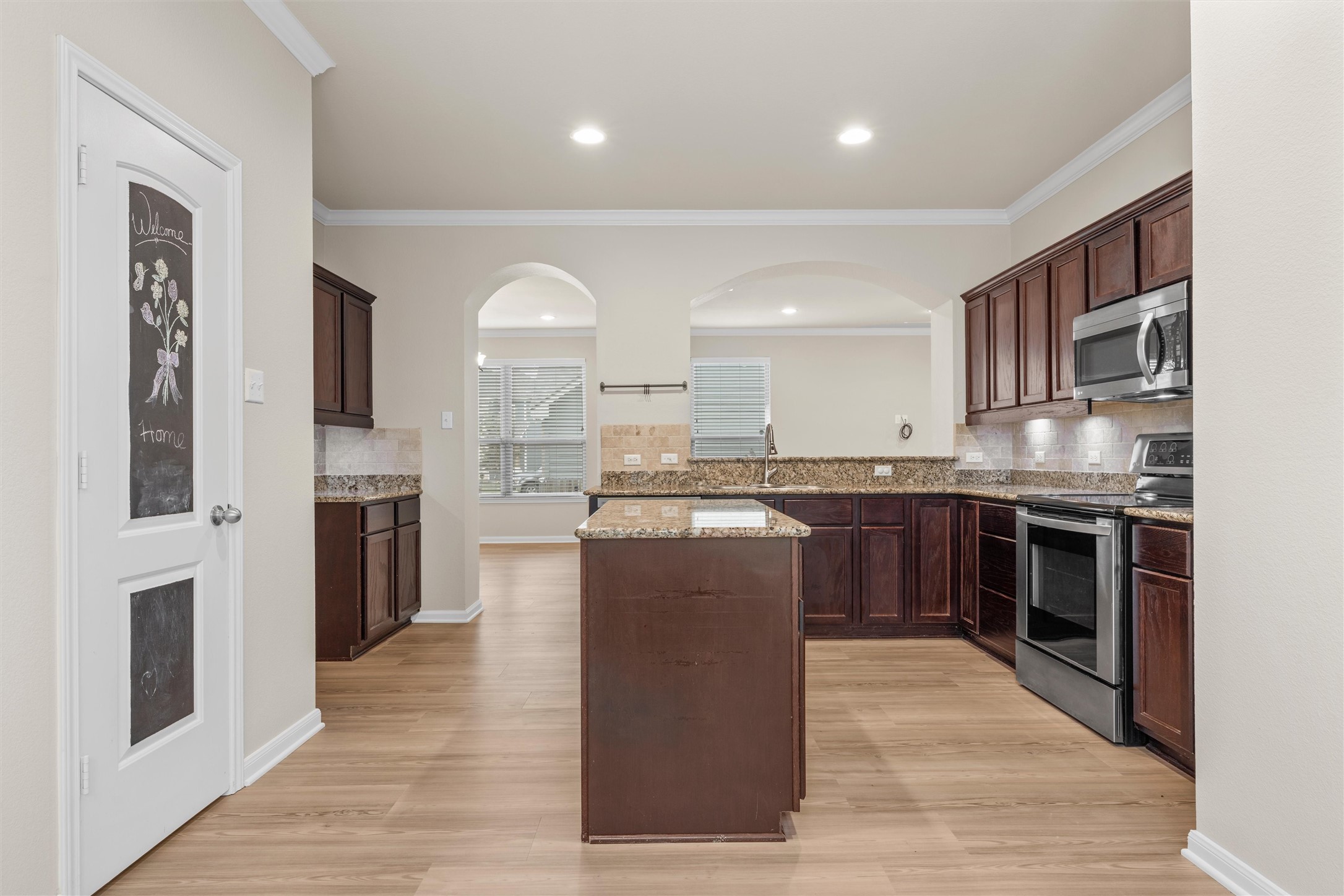 10860 Burnham Drive Waco TX 76708