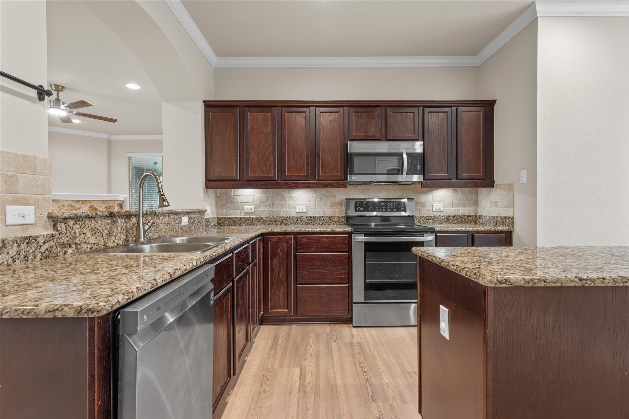 10860 Burnham Drive Waco TX 76708