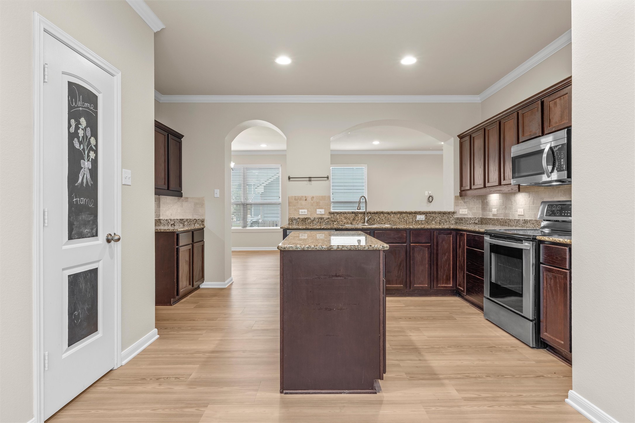 10860 Burnham Drive Waco TX 76708