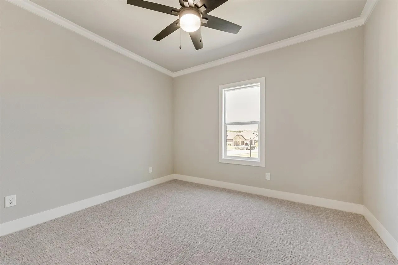 1327 Selby Road Van Alstyne TX 75495