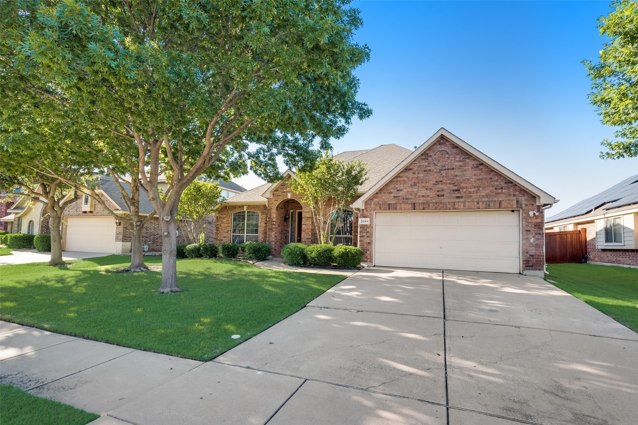 2688 Fuente Grand Prairie TX 75054