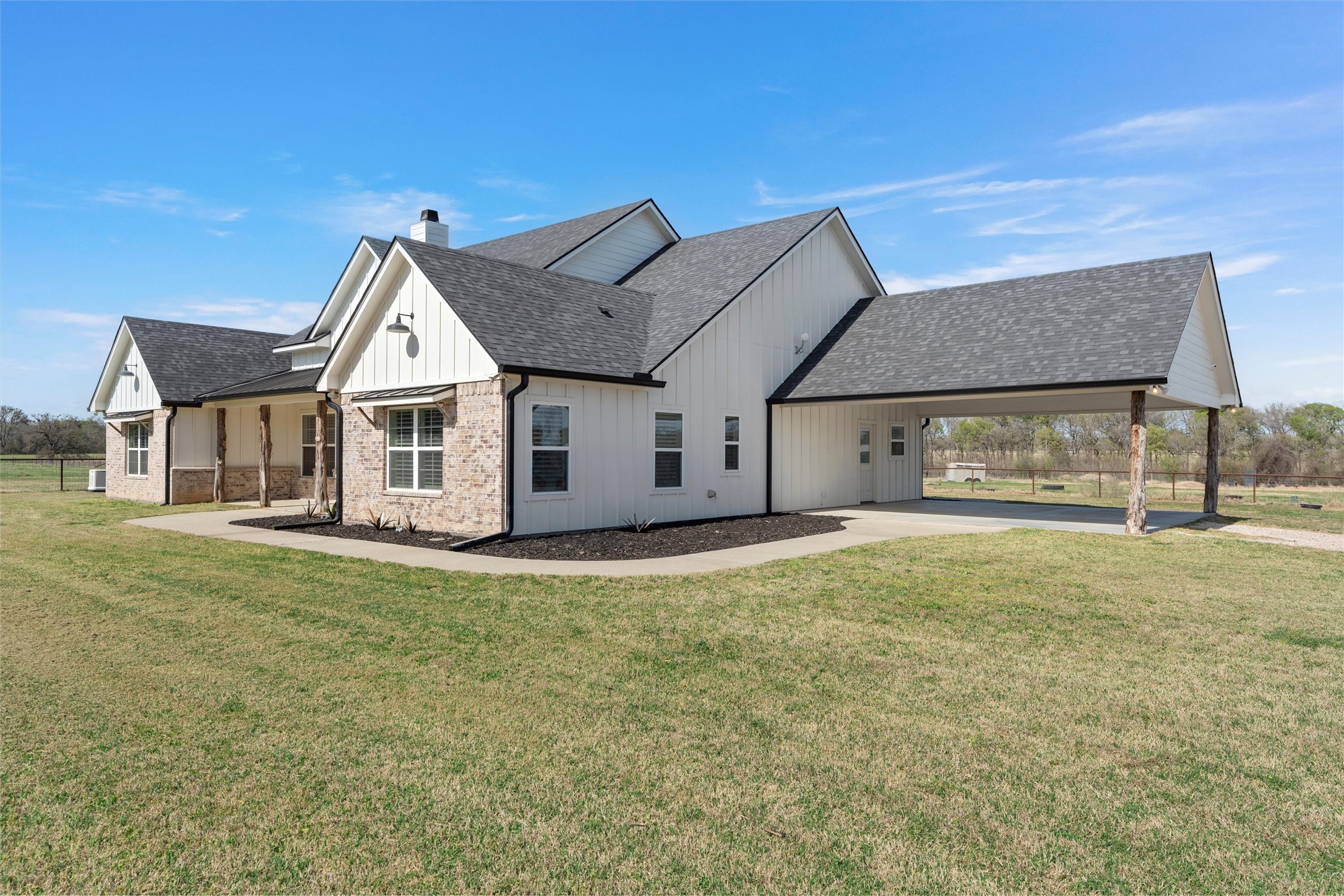 399 Satin Road Chilton TX 76632