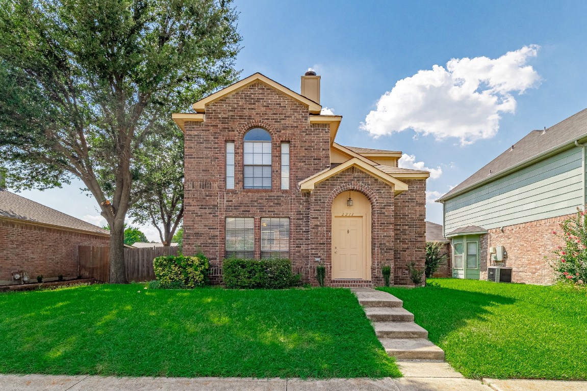 2213 Silverthorn Lane Flower Mound TX 75028
