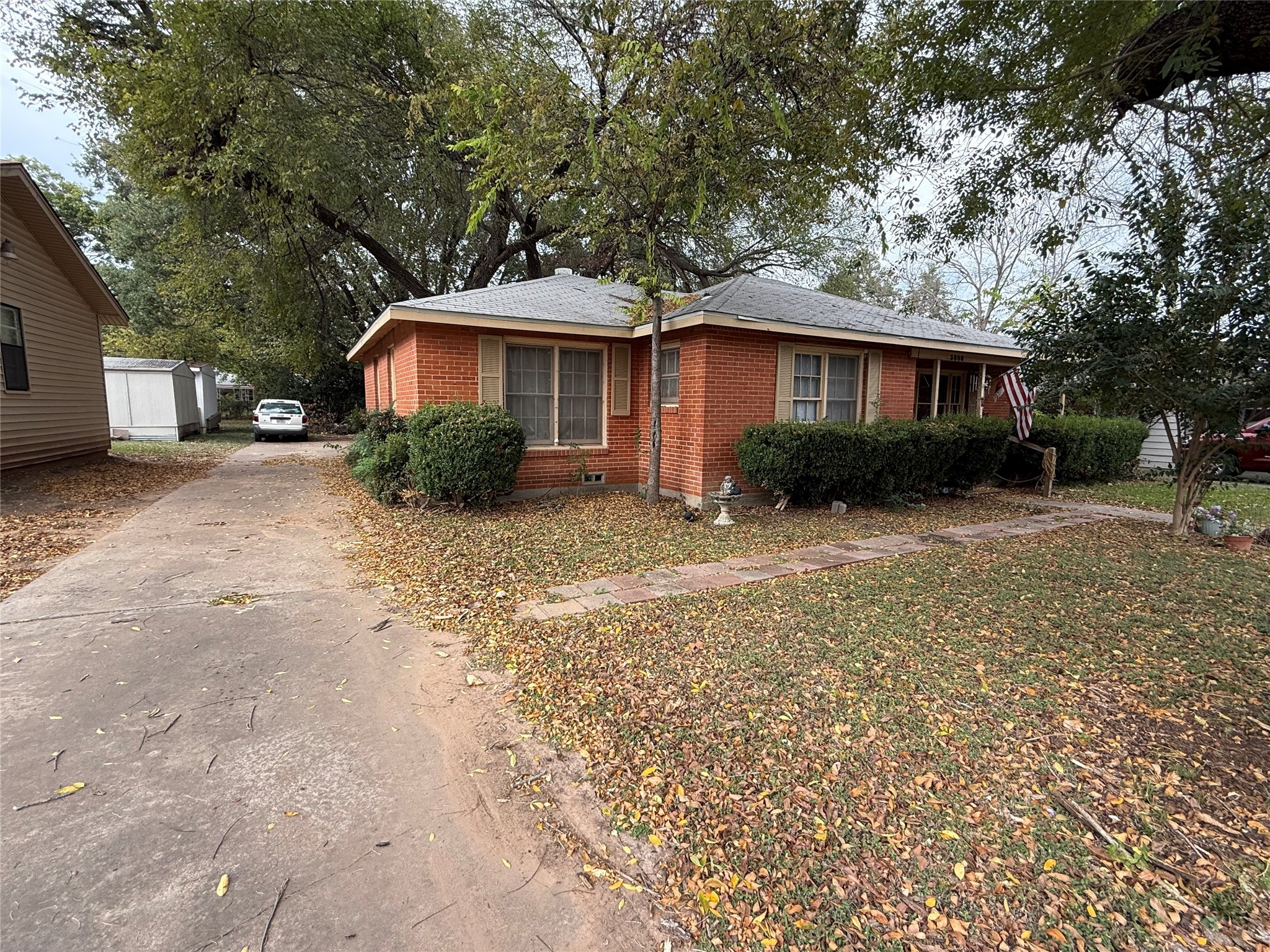 3809 Erath Street Waco TX 76710