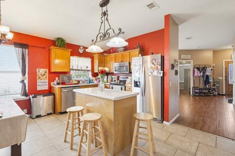 7007 Glenshire Drive Arlington TX 76002