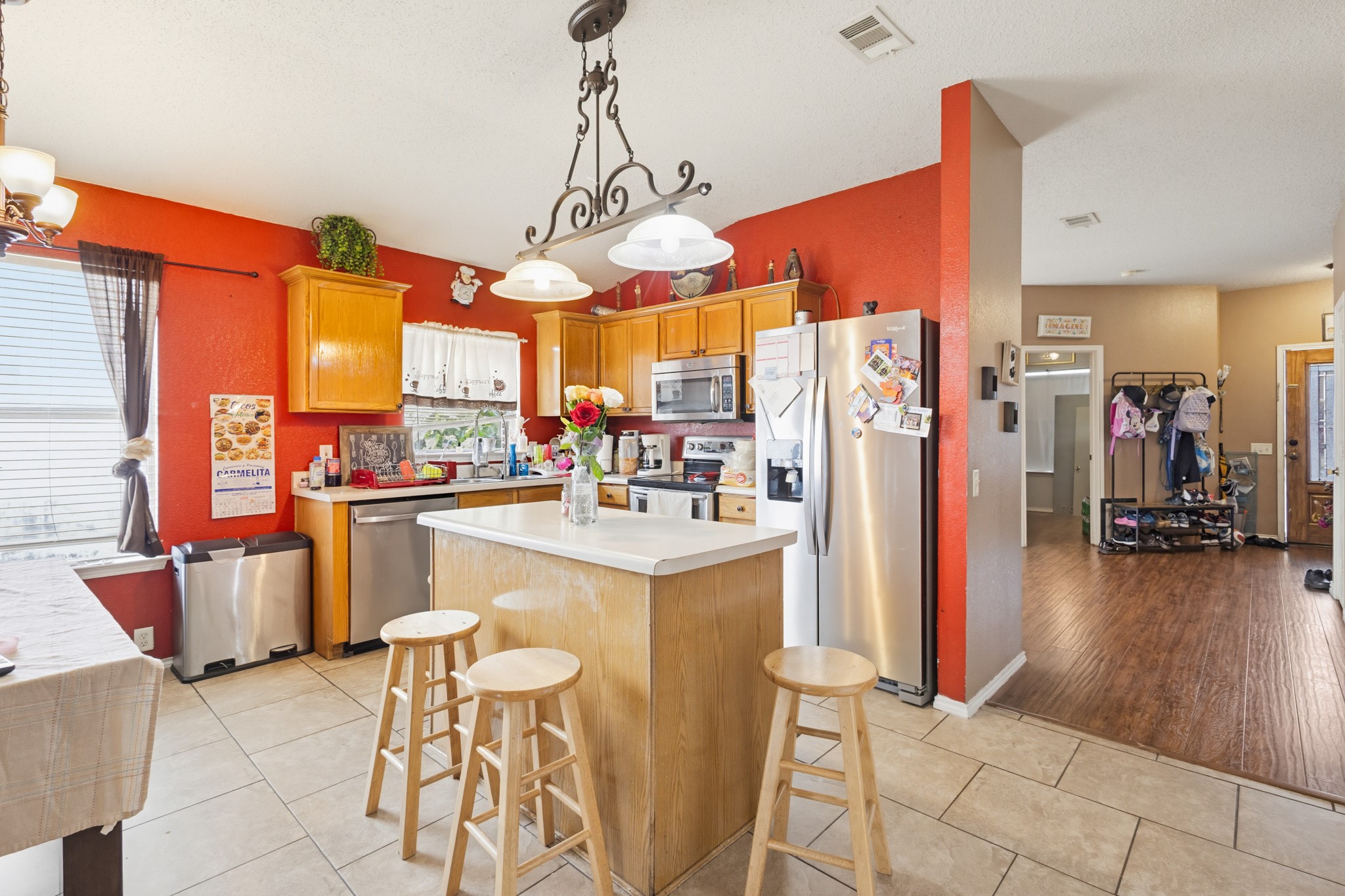 7007 Glenshire Drive Arlington TX 76002