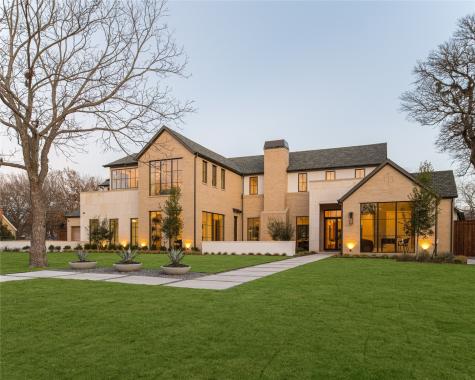 8566 Forest Hills Boulevard Dallas TX 75218