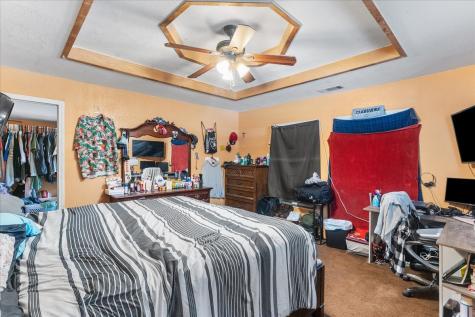 109 N Kouns Street Cleburne TX 76031