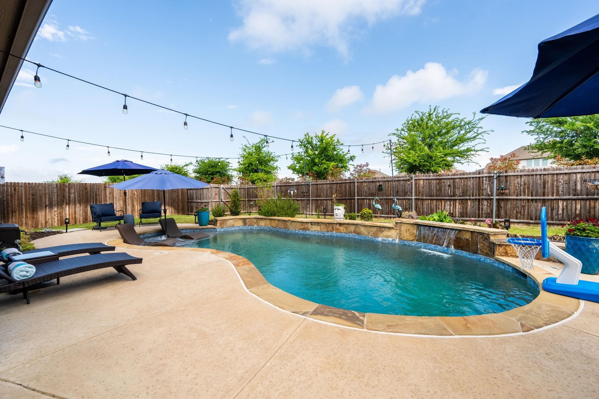 3062 Maverick Heath TX 75126
