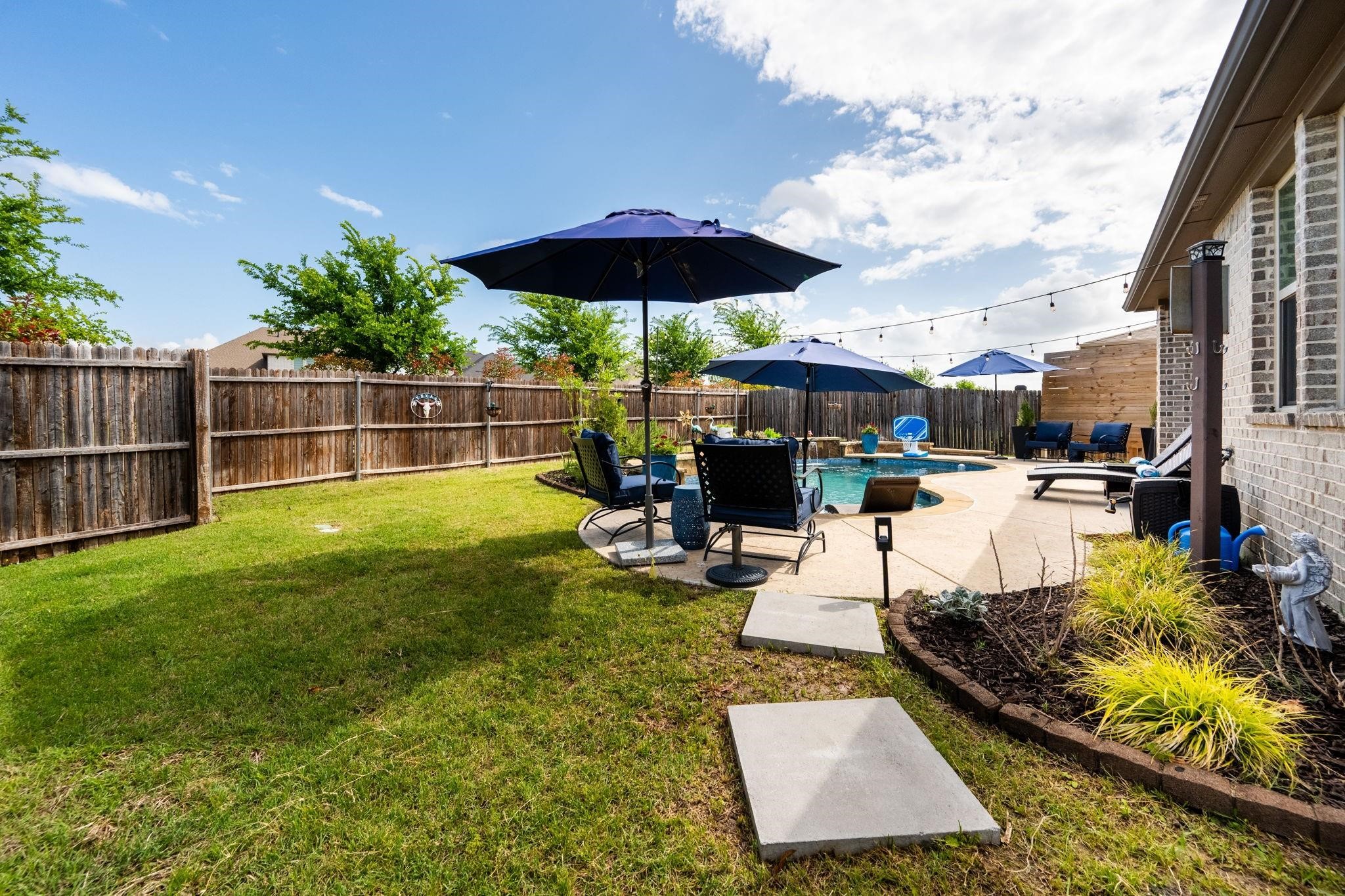 3062 Maverick Heath TX 75126