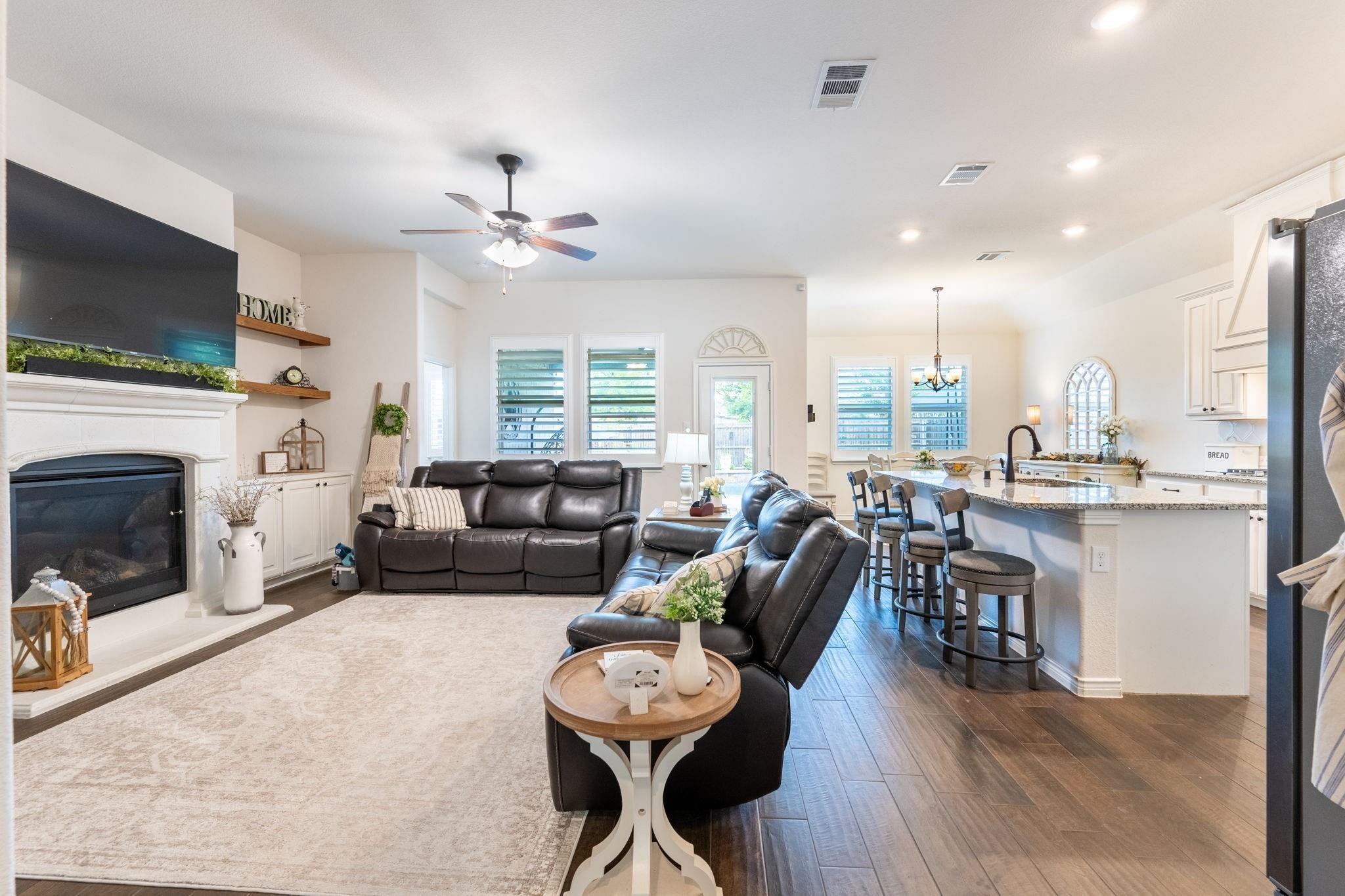 3062 Maverick Heath TX 75126