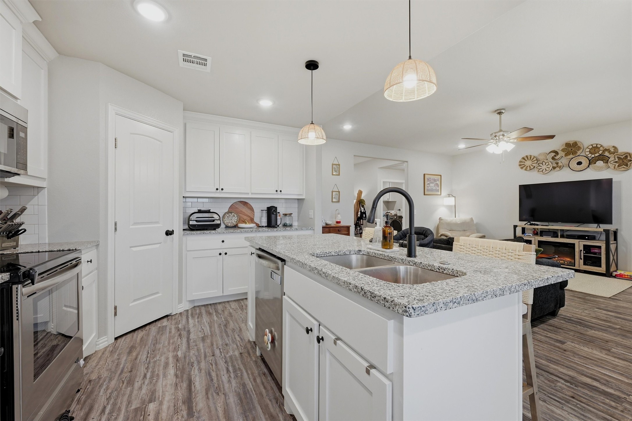 122 North Meadows Pottsboro TX 75076