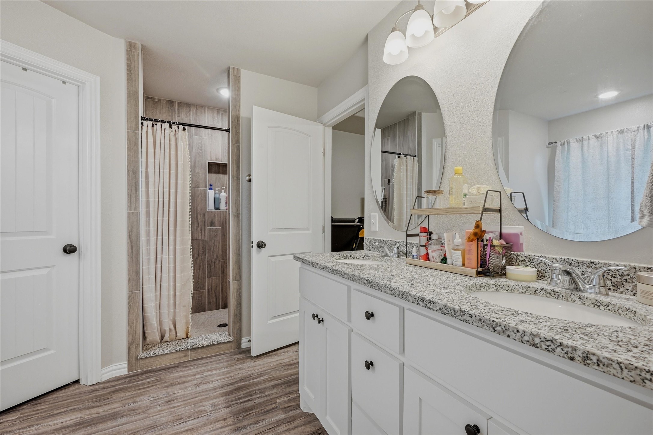 122 North Meadows Pottsboro TX 75076