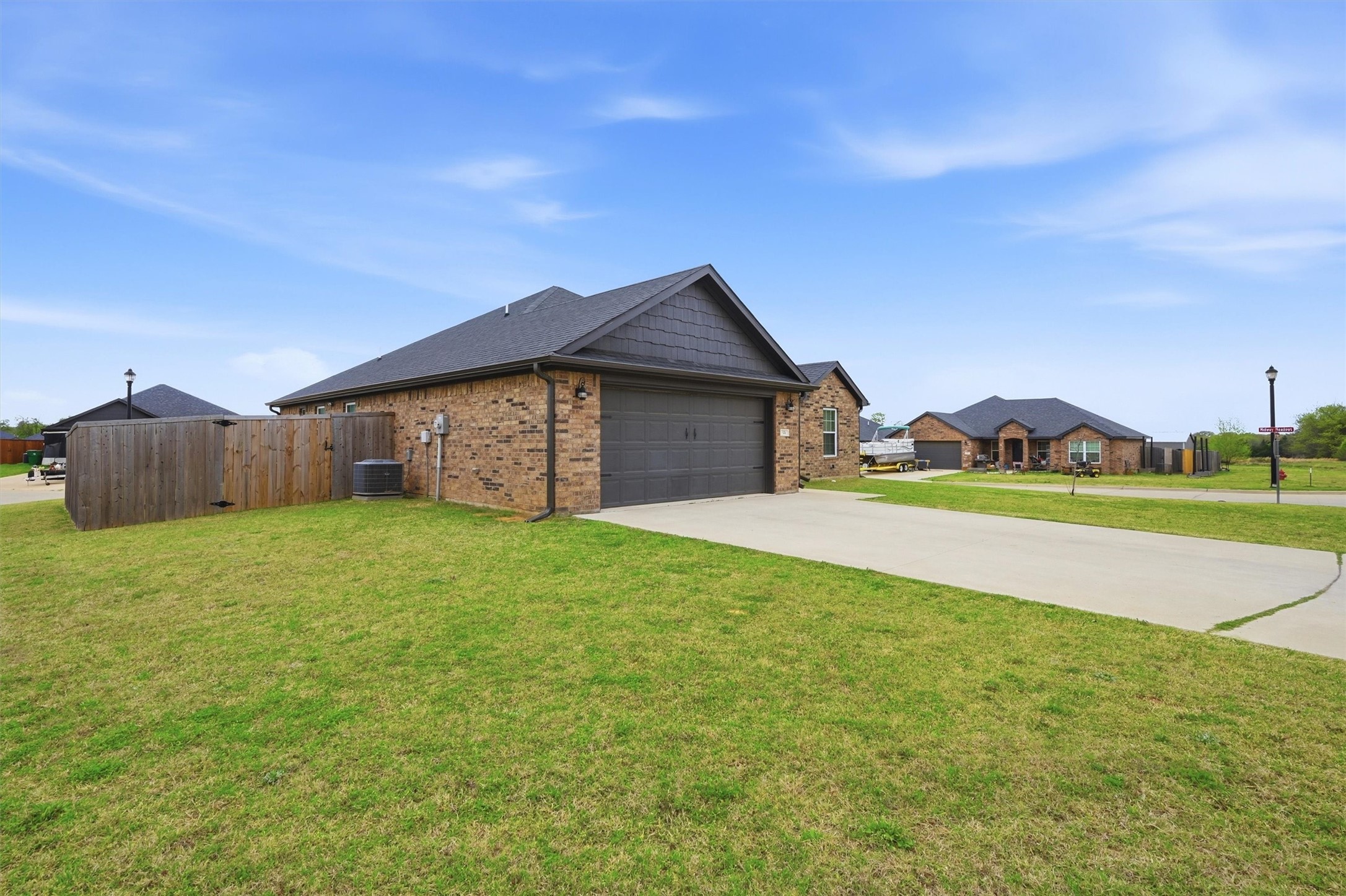 122 North Meadows Pottsboro TX 75076