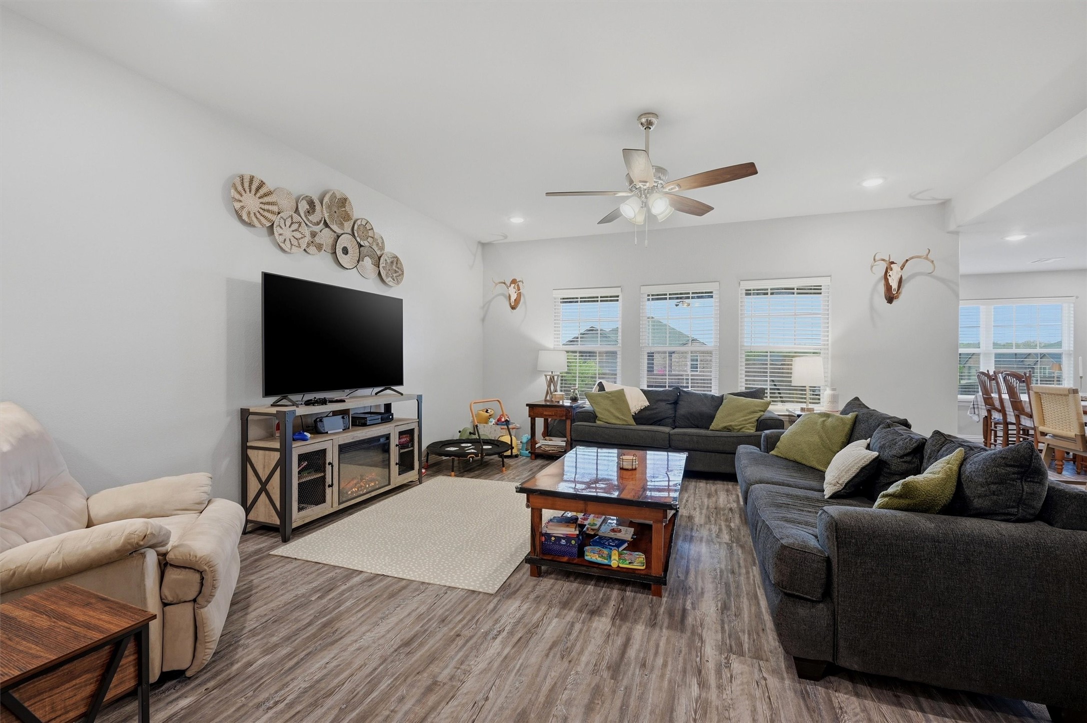 122 North Meadows Pottsboro TX 75076