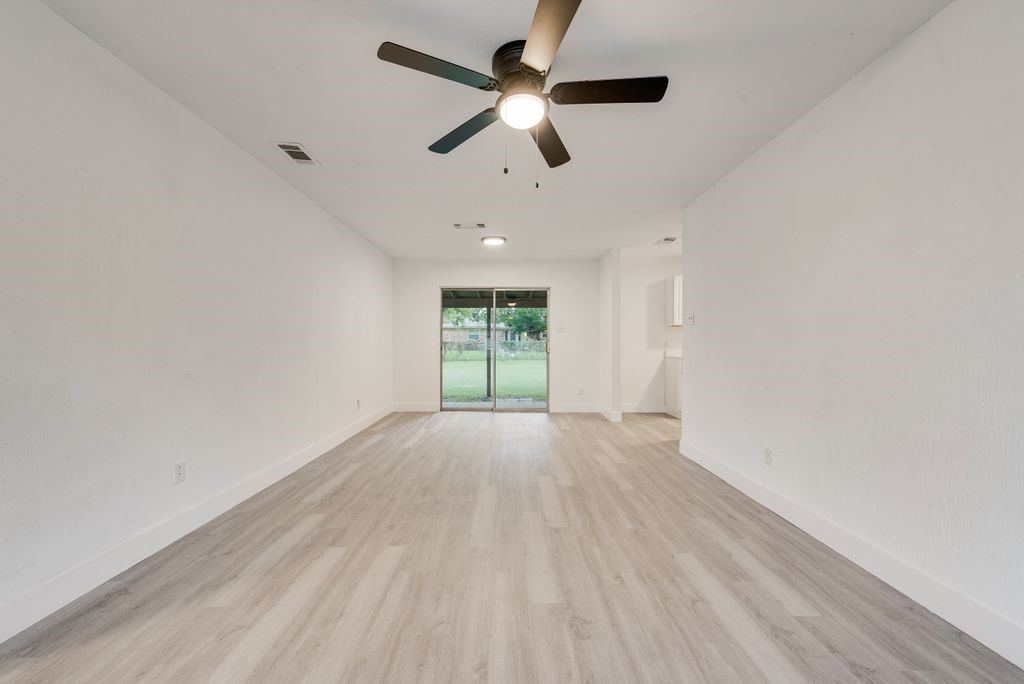 6048 Hillcrest Drive Watauga TX 76148