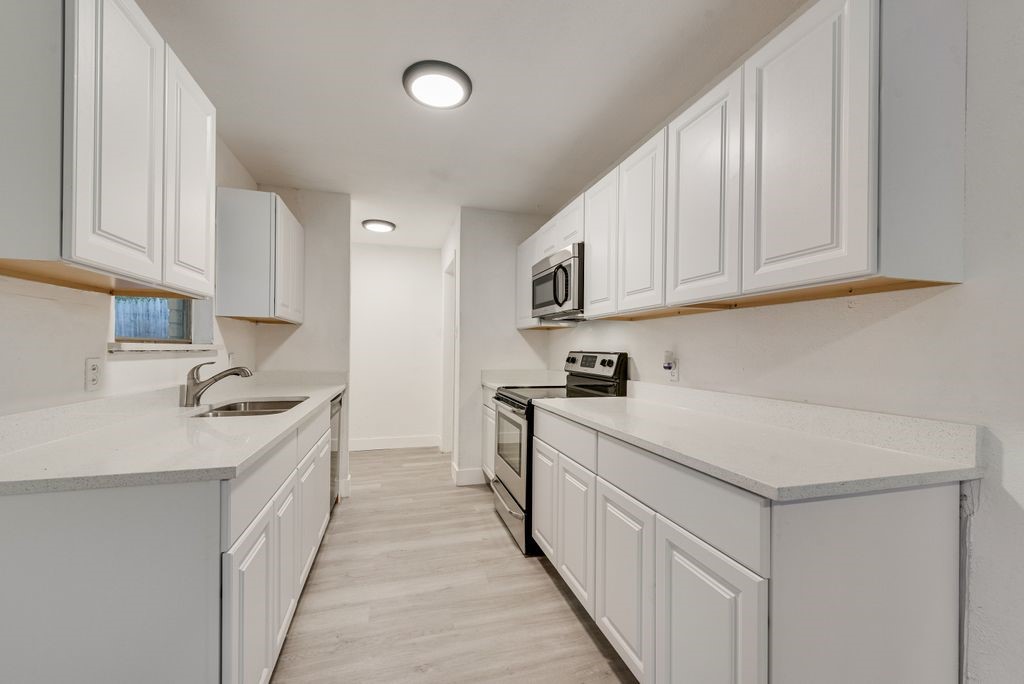 6048 Hillcrest Drive Watauga TX 76148