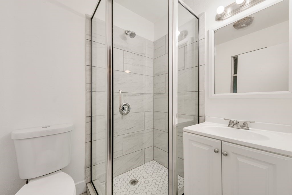 6048 Hillcrest Drive Watauga TX 76148