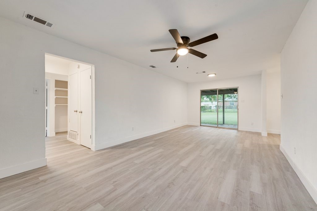 6048 Hillcrest Drive Watauga TX 76148