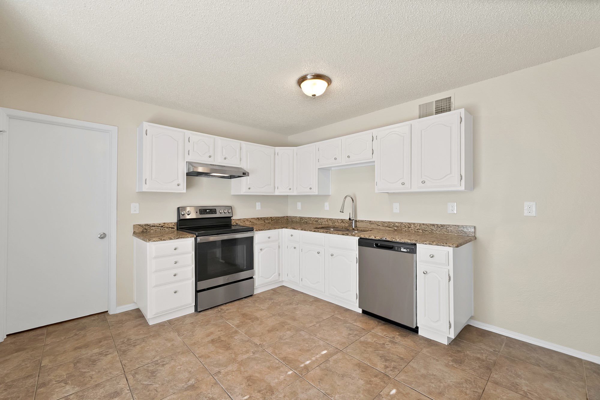 501 Justice Street Cedar Hill TX 75104