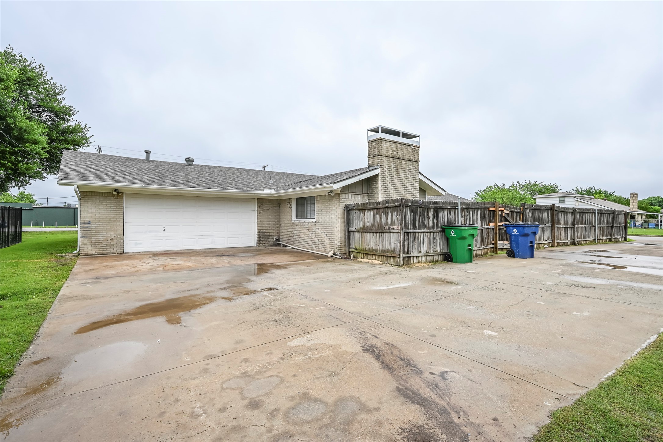 108 S Beverly Street Crowley TX 76036
