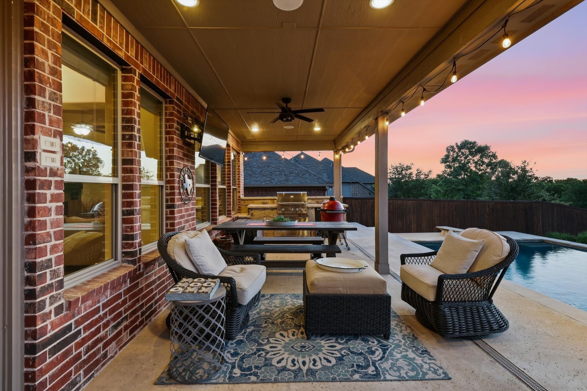 912 Hartford Court Roanoke TX 76262