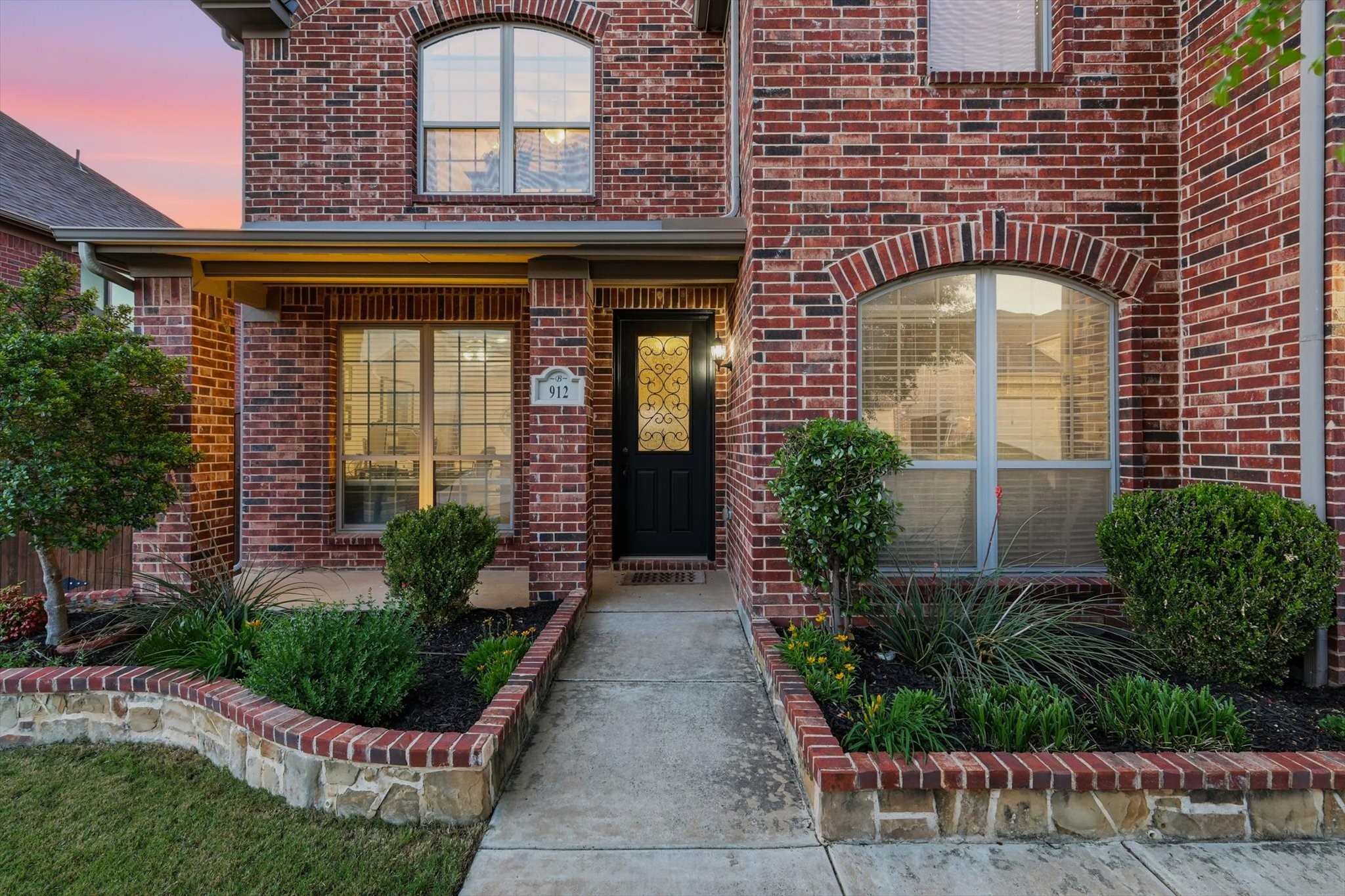 912 Hartford Court Roanoke TX 76262