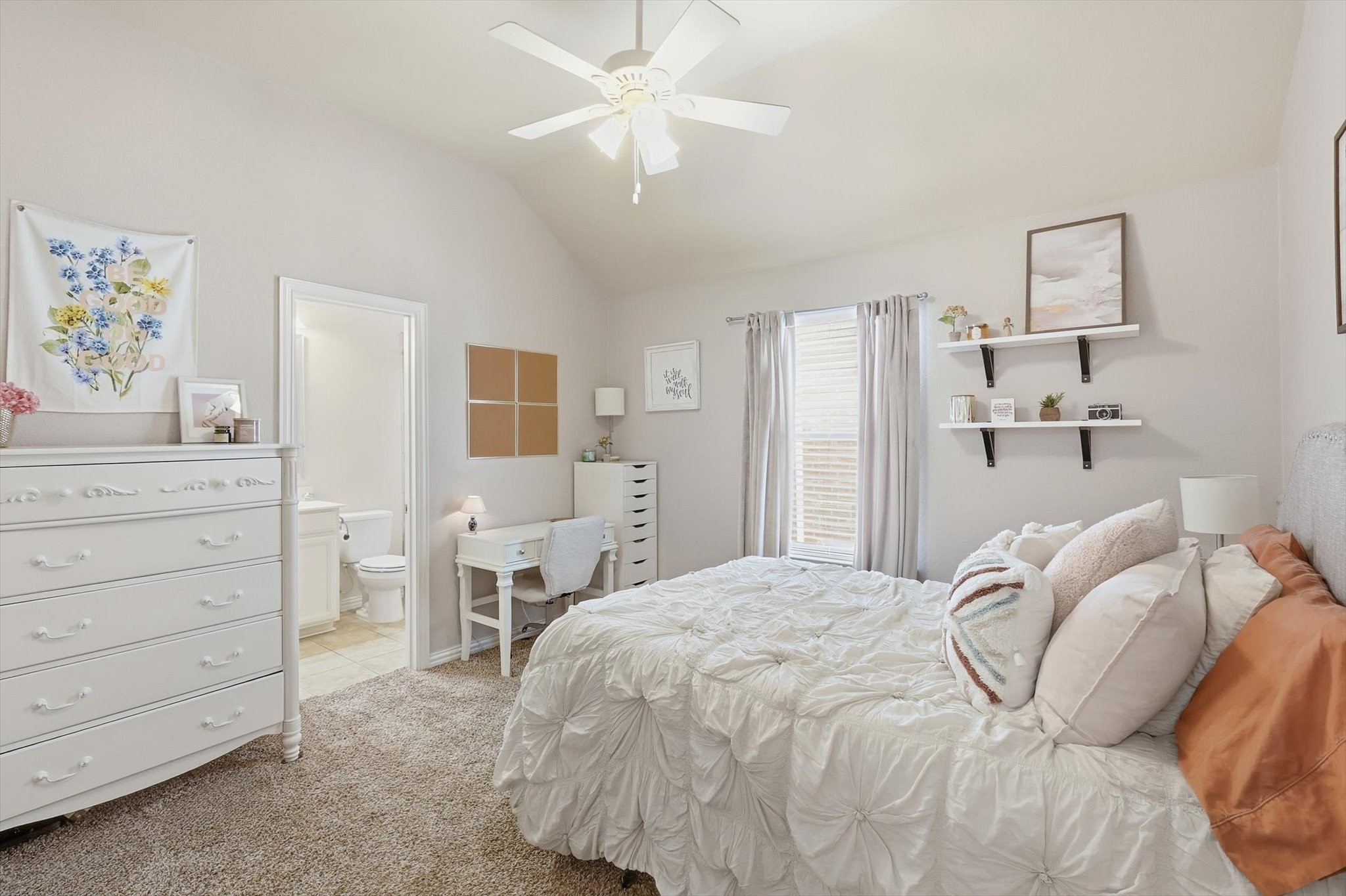 912 Hartford Court Roanoke TX 76262