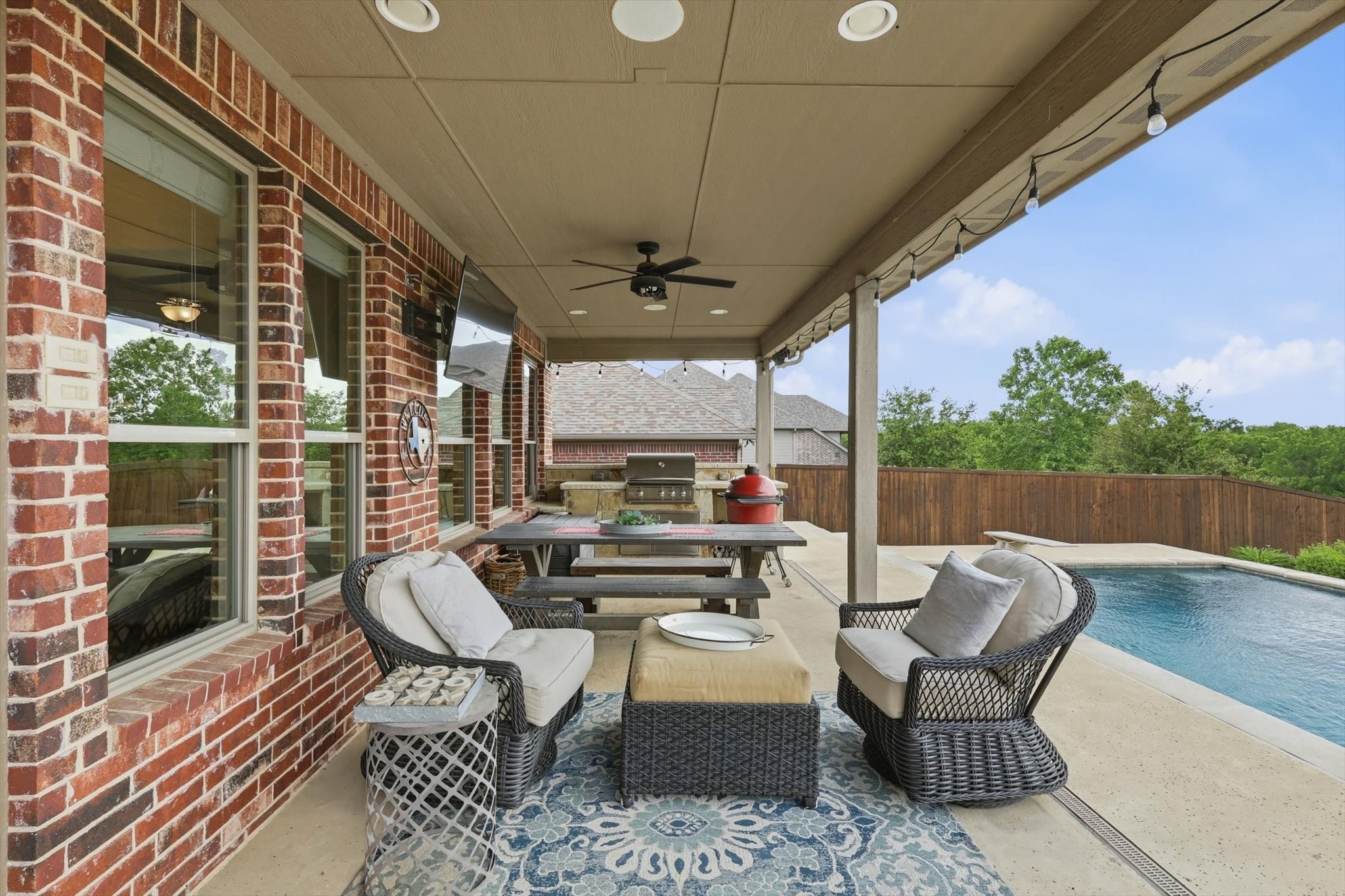 912 Hartford Court Roanoke TX 76262
