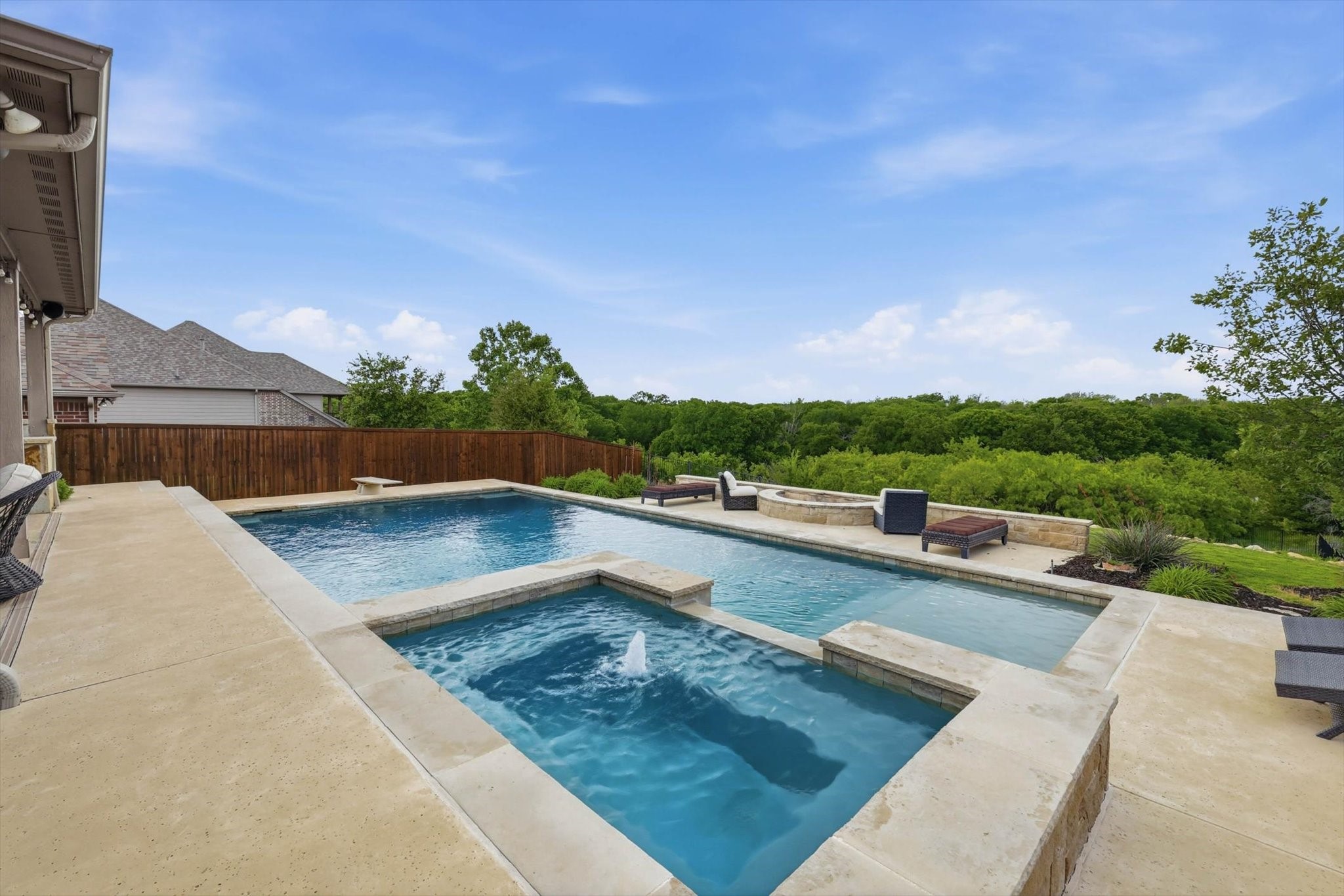 912 Hartford Court Roanoke TX 76262