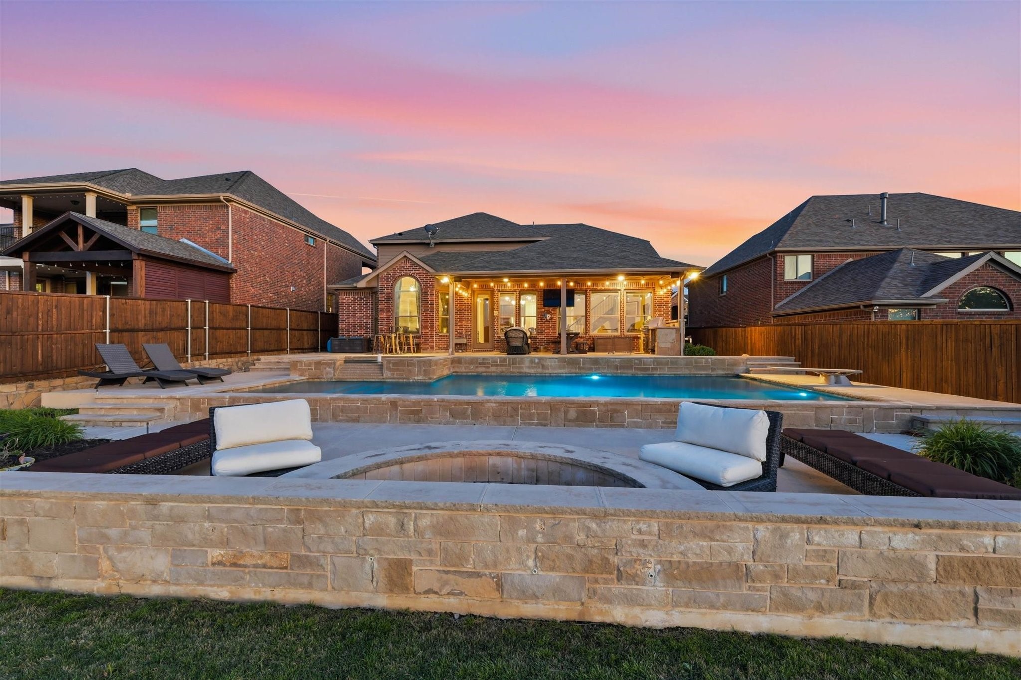 912 Hartford Court Roanoke TX 76262