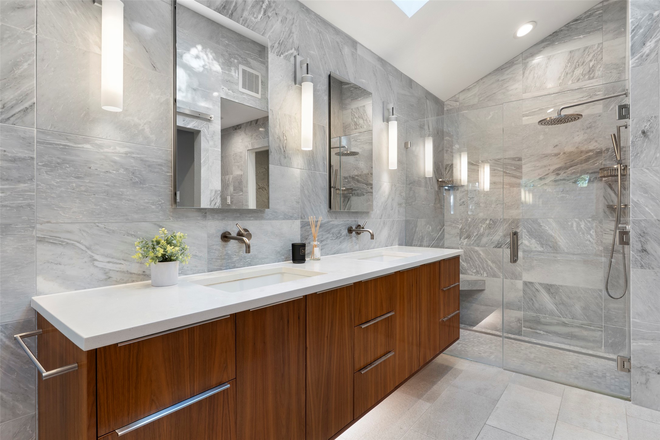 6205 Warm Mist Lane Dallas TX 75248