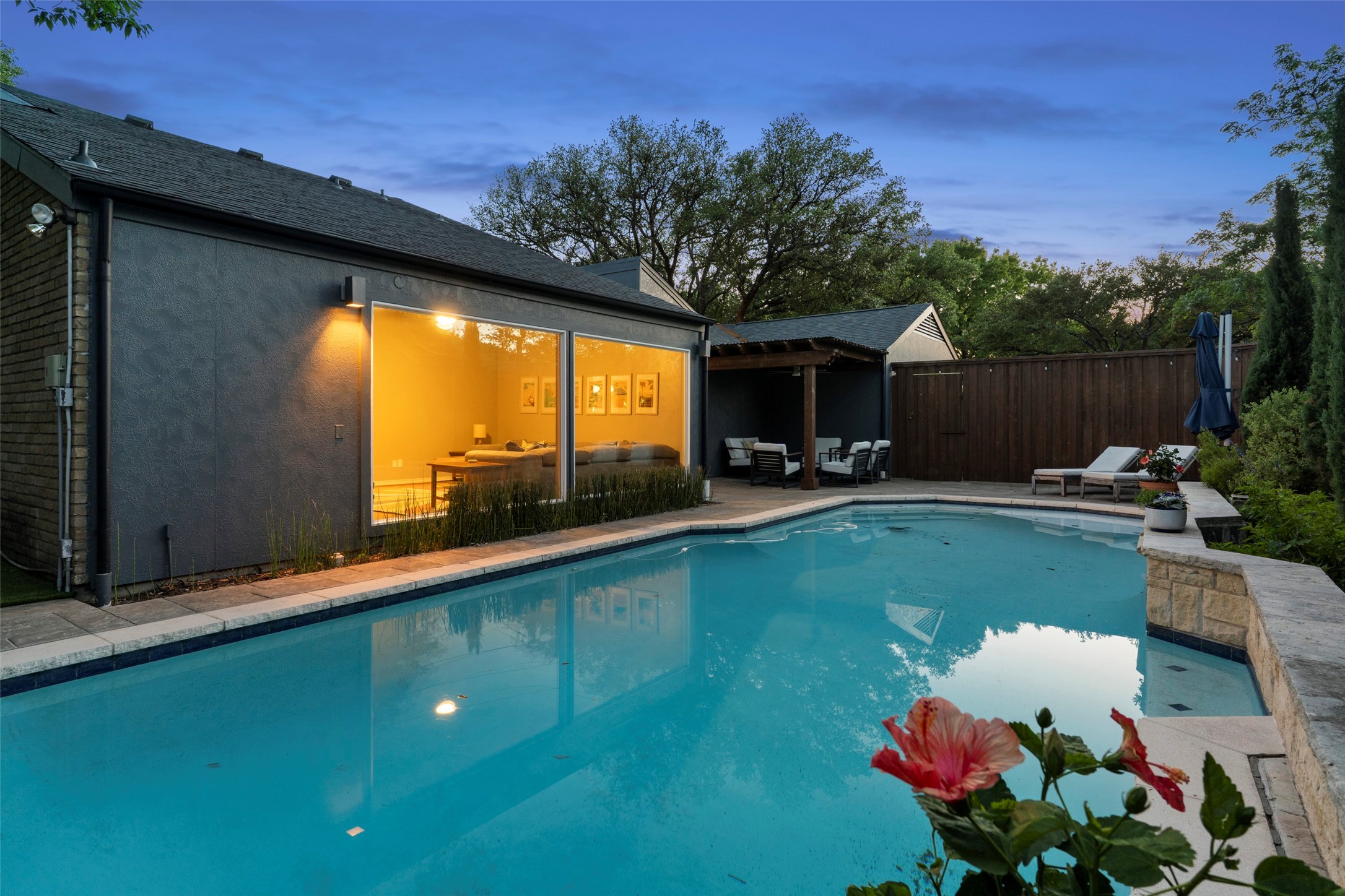 6205 Warm Mist Lane Dallas TX 75248