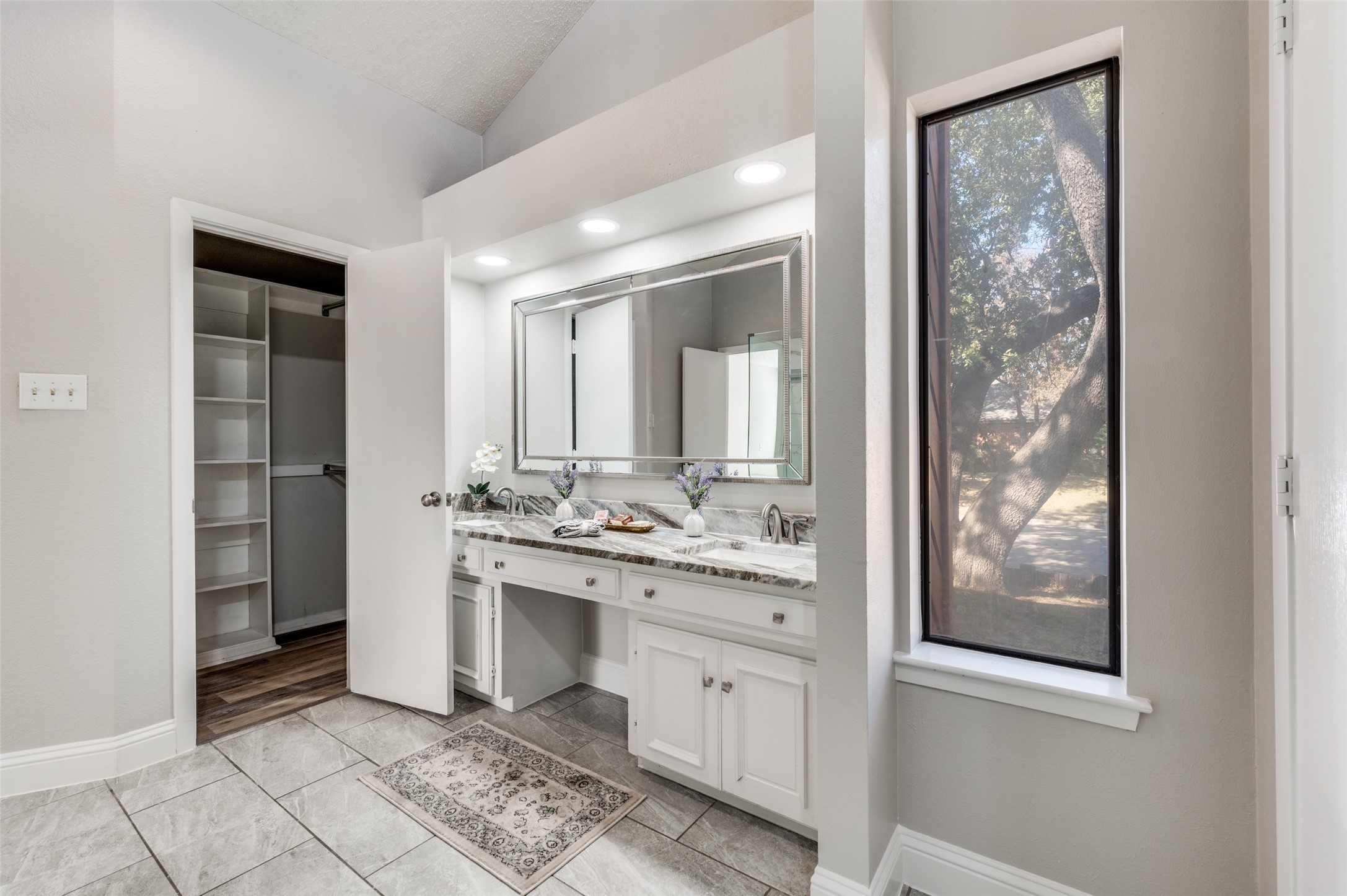 3808 E Runge Court E Irving TX 75038