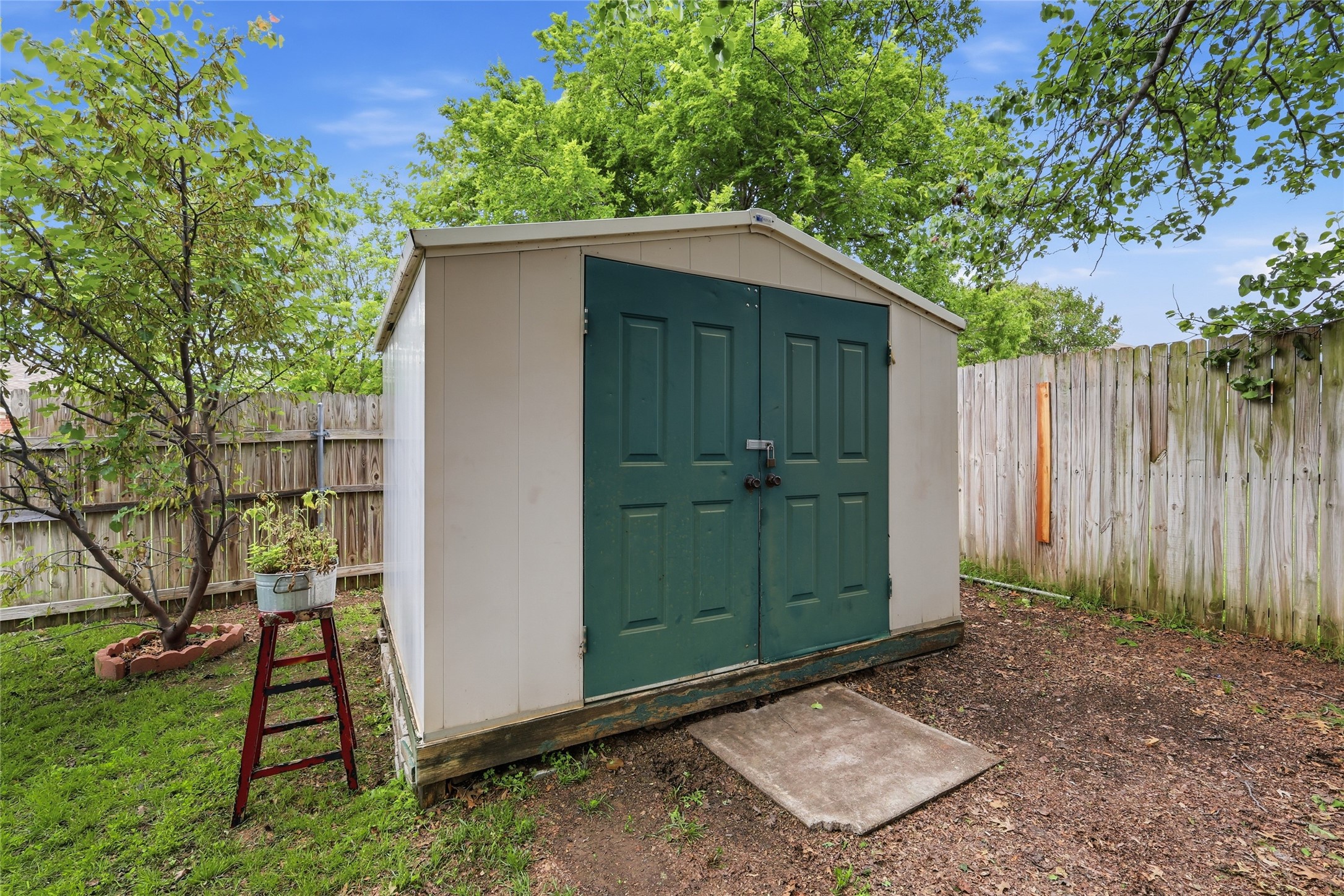 7716 Kelly Lynn Lane Watauga TX 76148