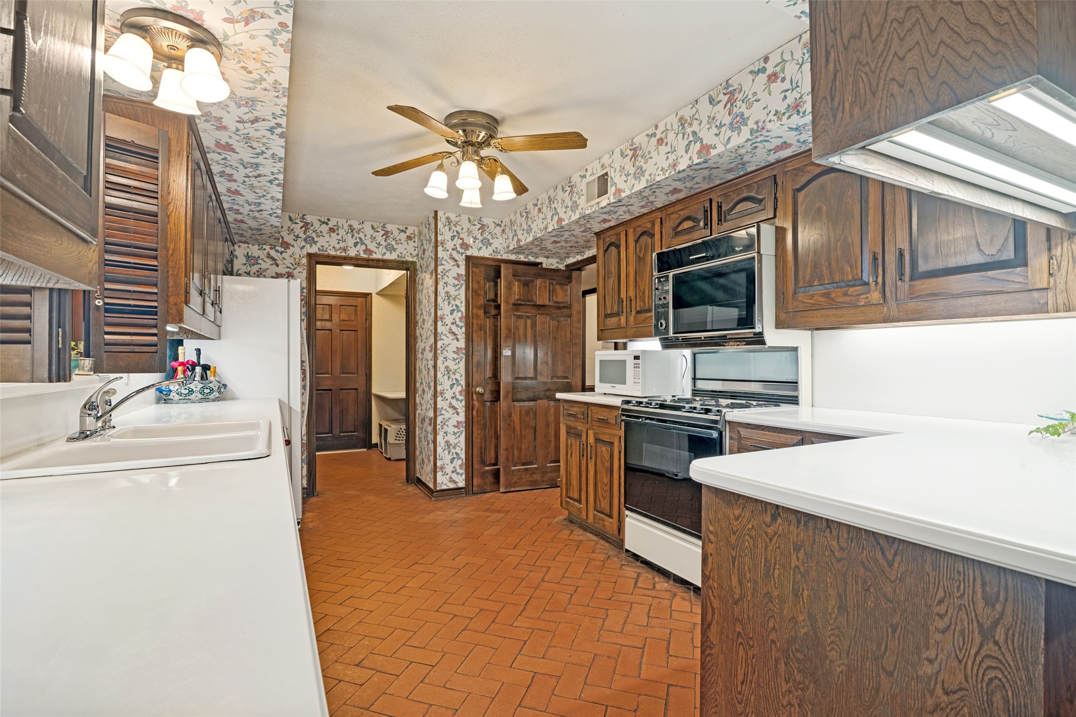 2501 W Prairie Creek Drive Richardson TX 75080
