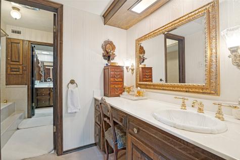 2501 W Prairie Creek Drive Richardson TX 75080