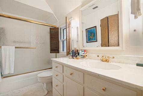 2501 W Prairie Creek Drive Richardson TX 75080