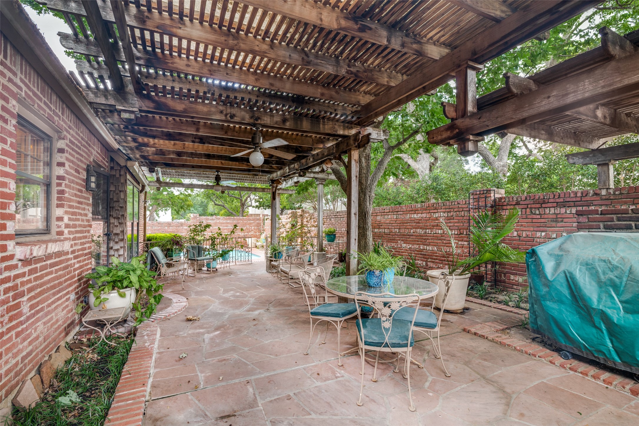 2501 W Prairie Creek Drive Richardson TX 75080