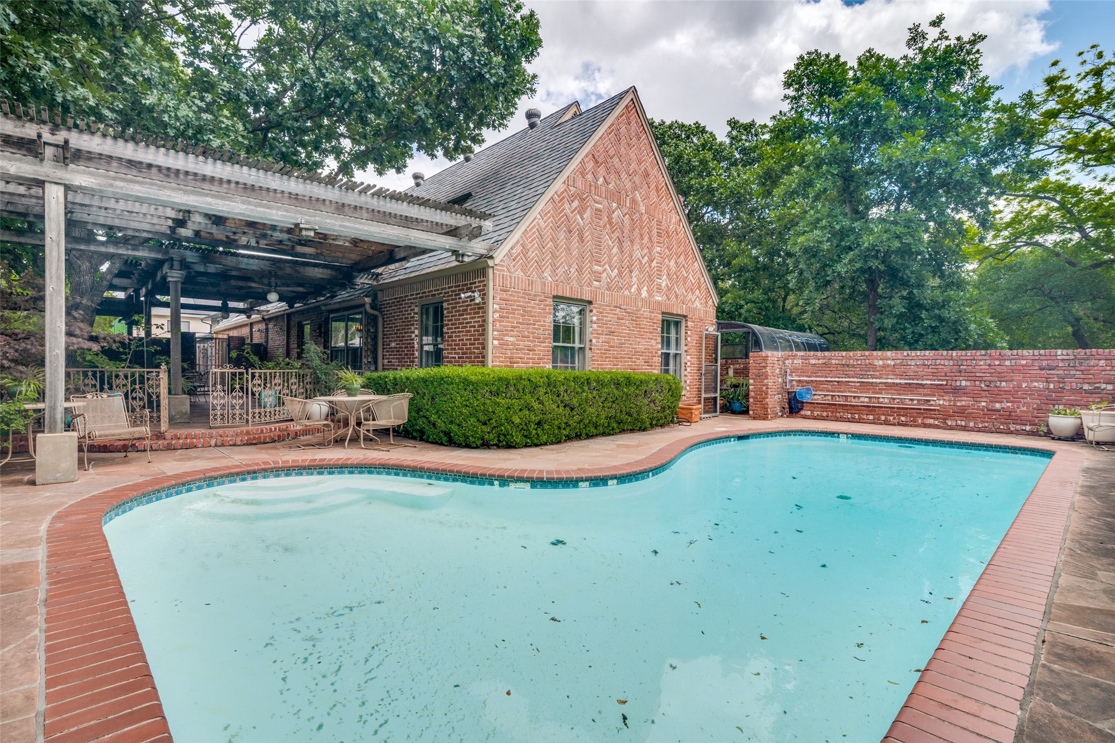 2501 W Prairie Creek Drive Richardson TX 75080