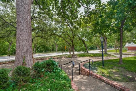 2501 W Prairie Creek Drive Richardson TX 75080