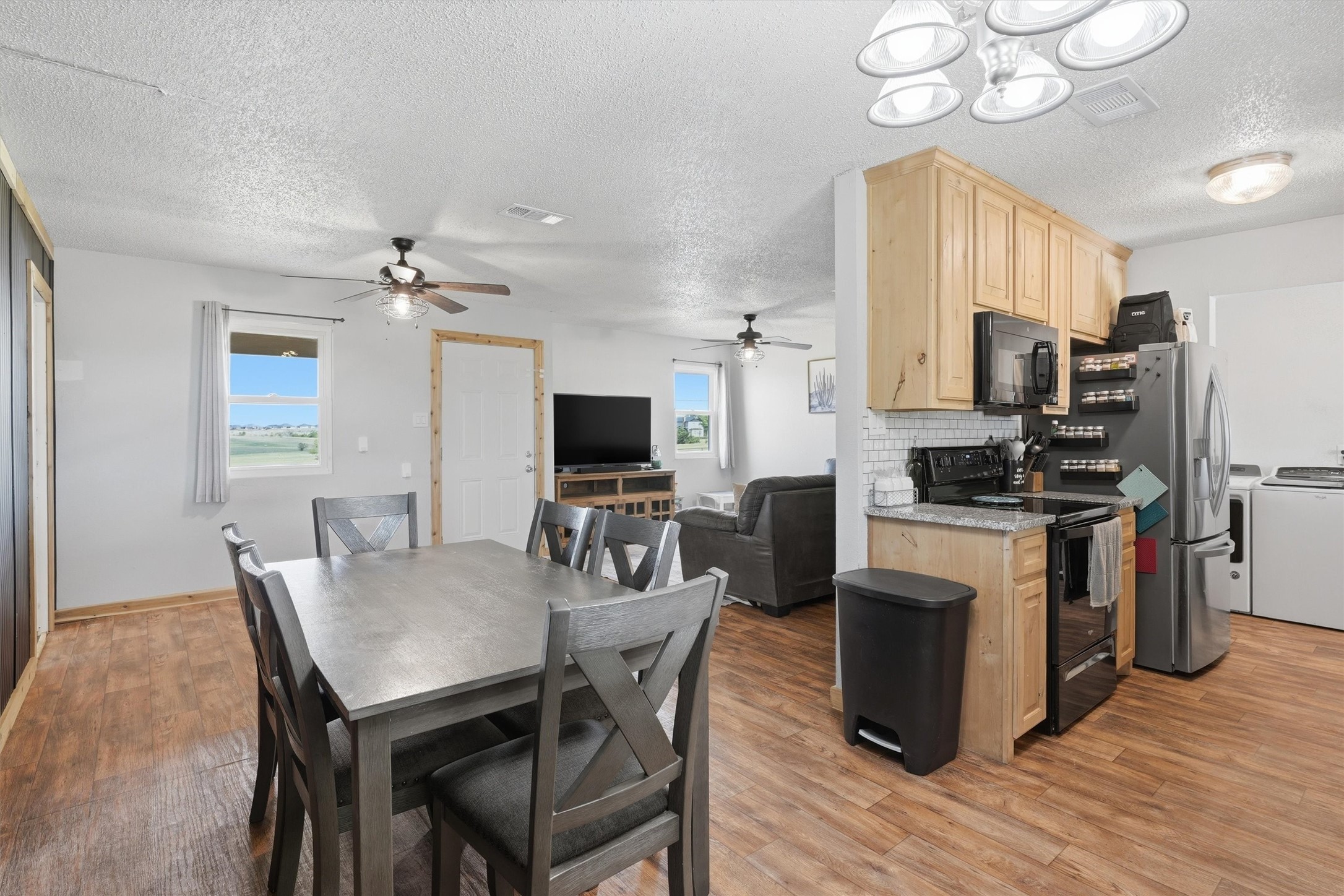 1051 Pigg Road Waxahachie TX 75165
