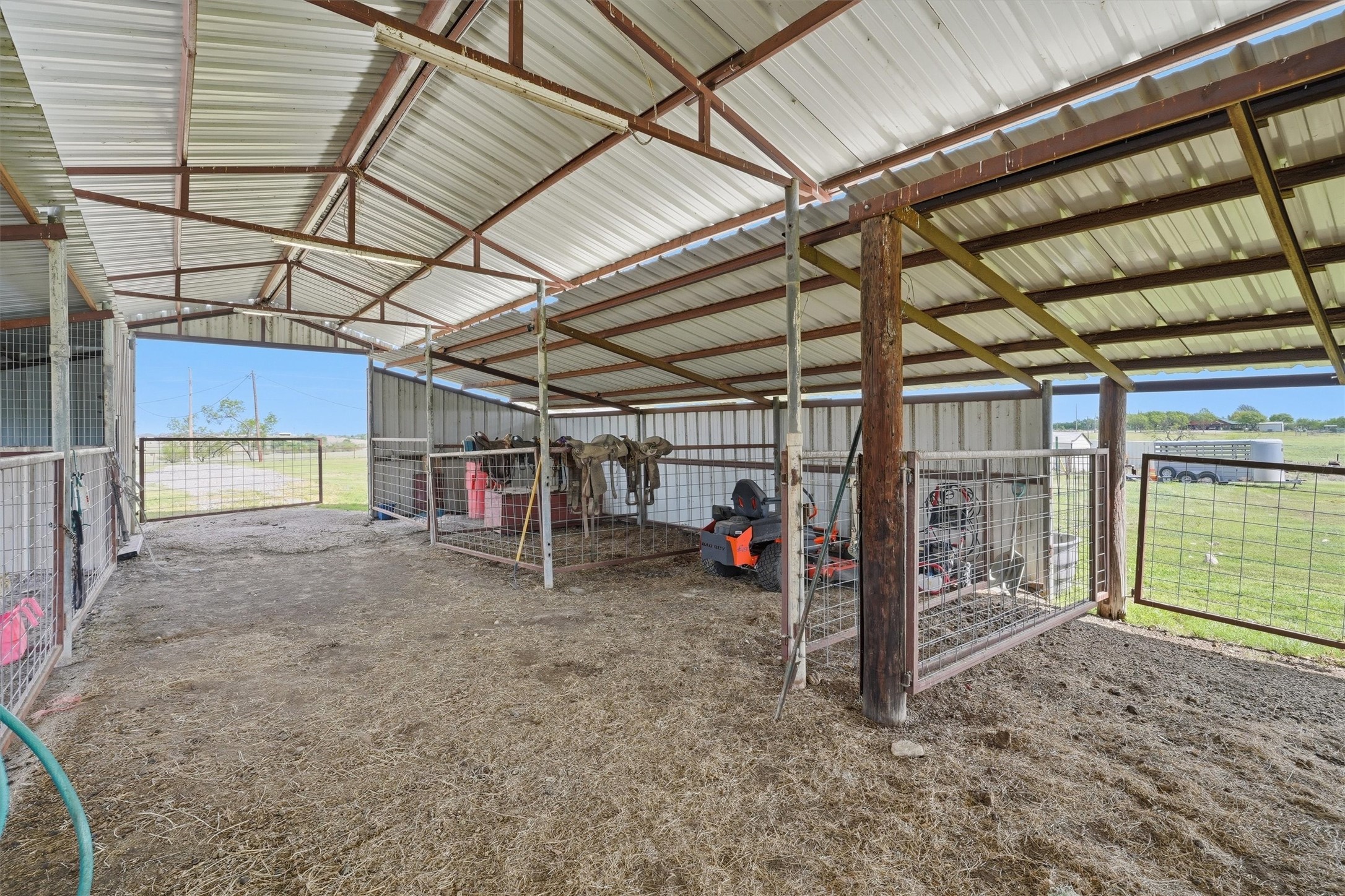 1051 Pigg Road Waxahachie TX 75165