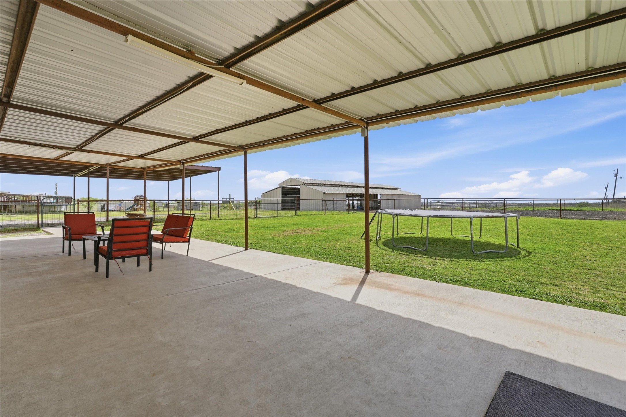 1051 Pigg Road Waxahachie TX 75165