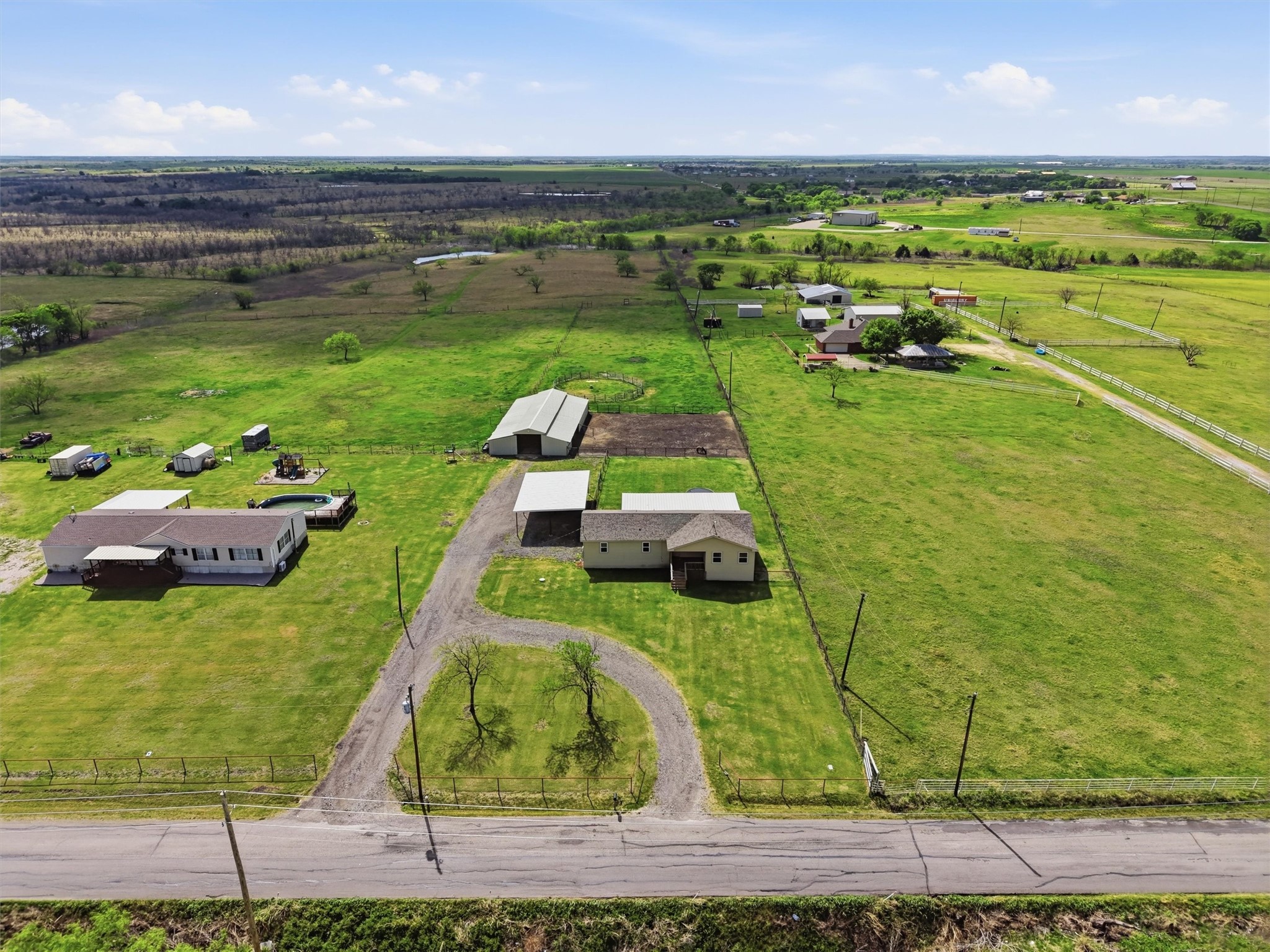 1051 Pigg Road Waxahachie TX 75165