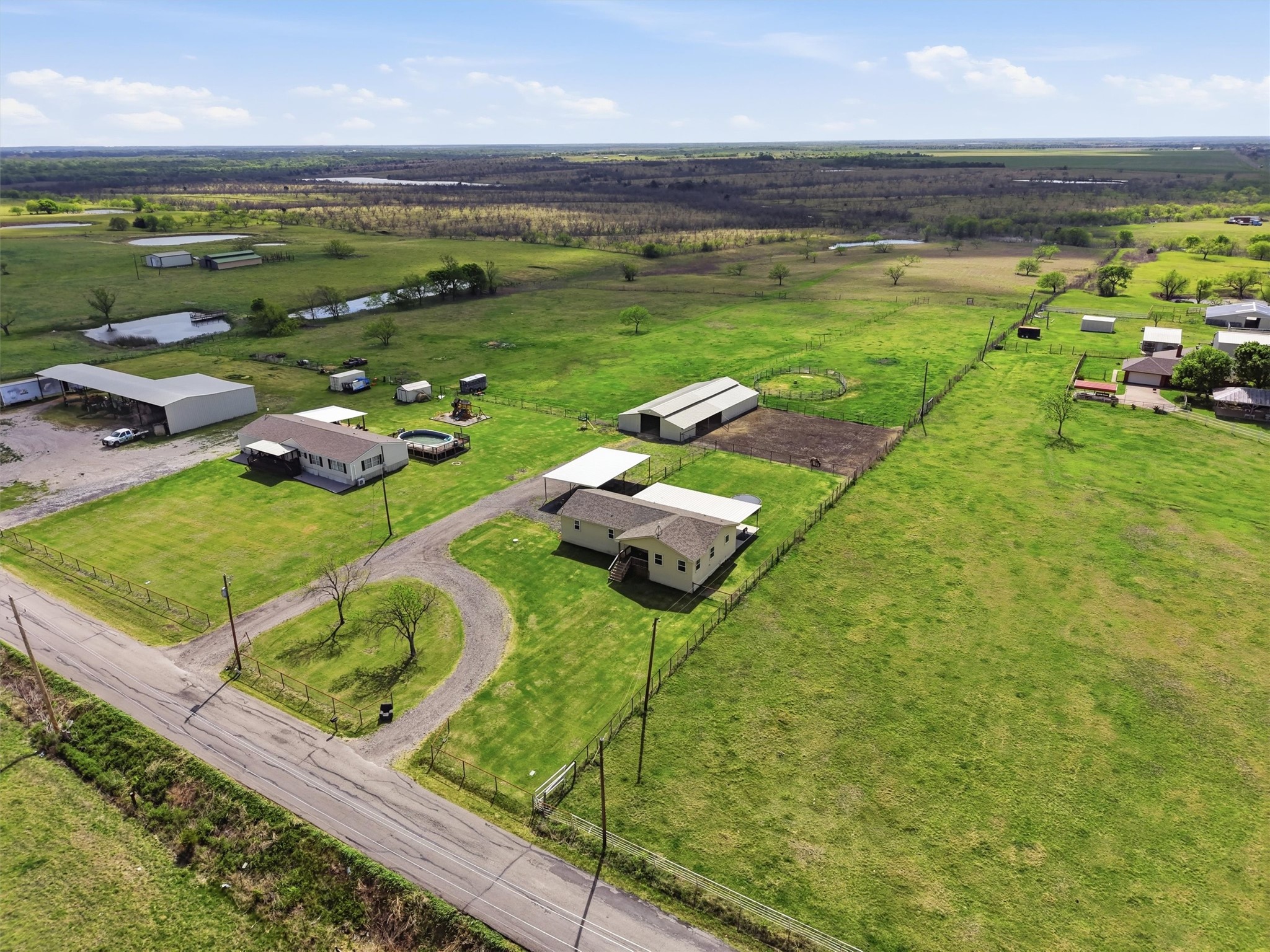 1051 Pigg Road Waxahachie TX 75165