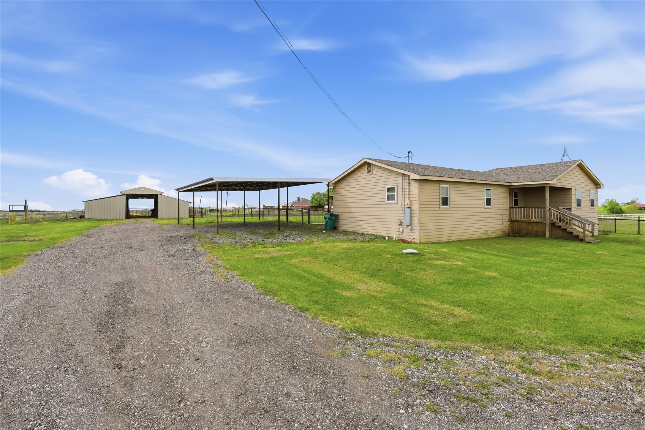 1051 Pigg Road Waxahachie TX 75165